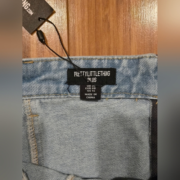 💚 NWT PrettyLittleThing Plus Jean Corset - Picture 2 of 5